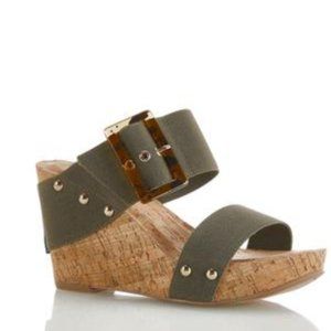 Tort Buckle Cork Wedges